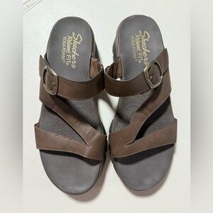 Skechers Brown Slide on By Adjustable Buckle Sandals Size 10 Yoga Foam